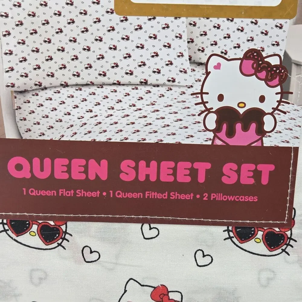 4 piece Sanrio Hello Kitty & Friends Sprinkles & Hearts Queen Sheet Set NEW